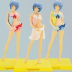 Figurine en silicone de Rei en maillot de bain bleu